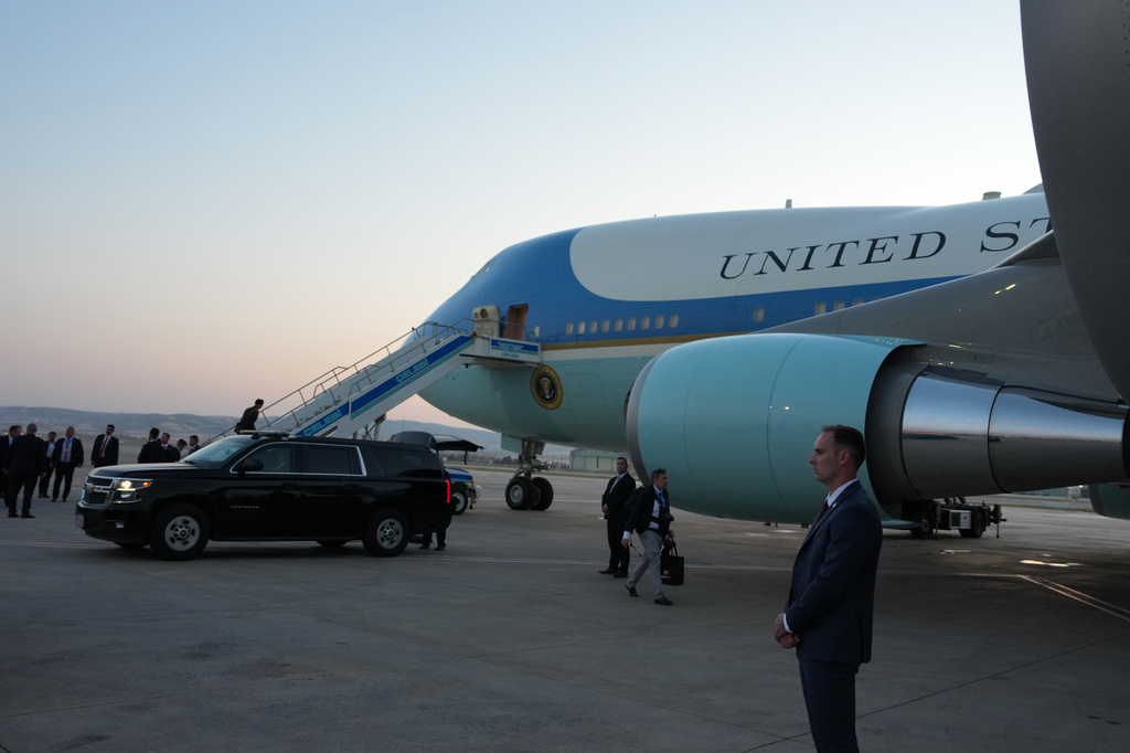 Air Force One sits on the tarmac before U.S. President Donald Trump departs following the NATO summit at Ankara International Airport in Ankara, Turkey, Wednesday, July 8, 2026.