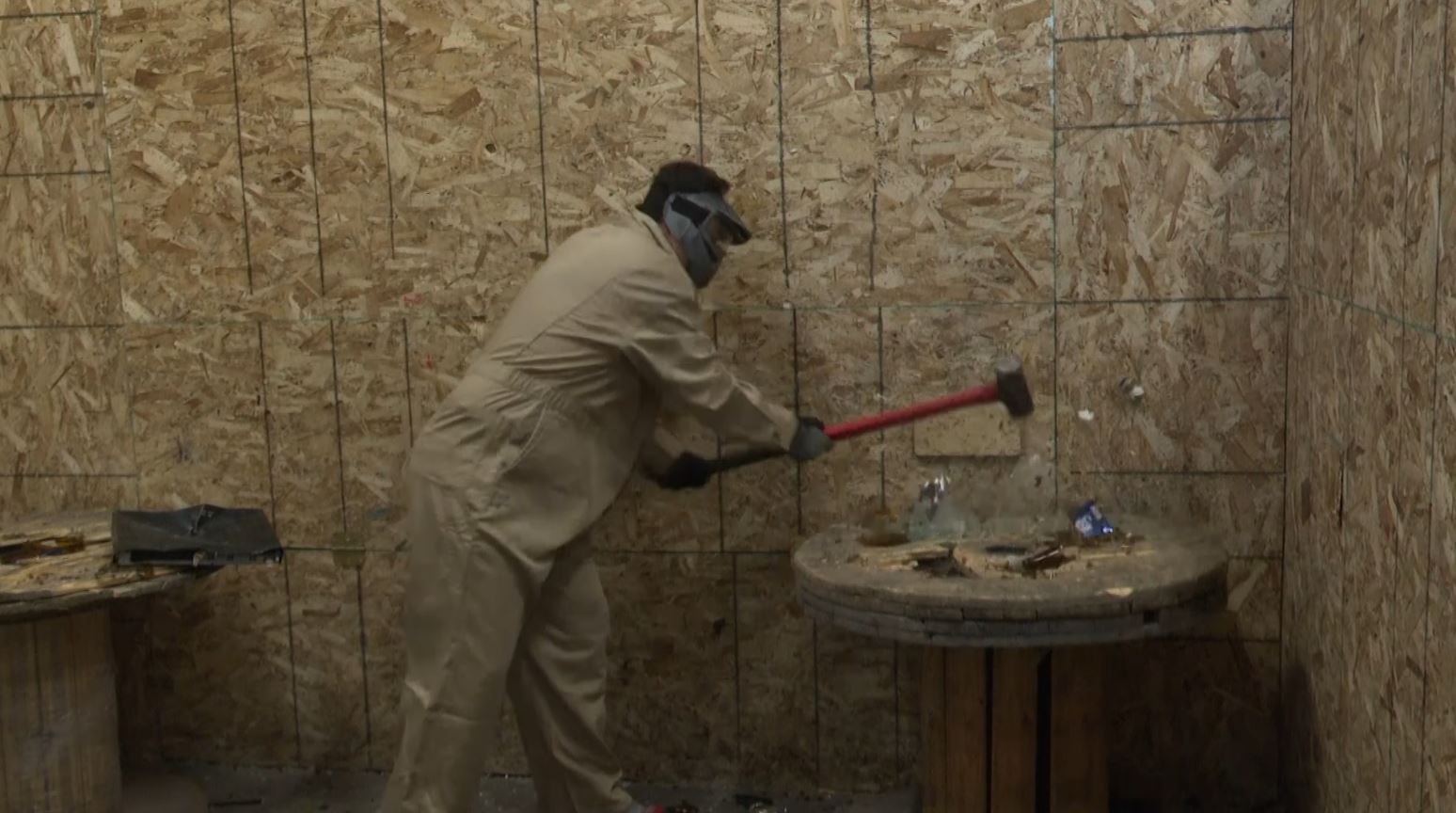 WEB RAGE ROOM.JPG