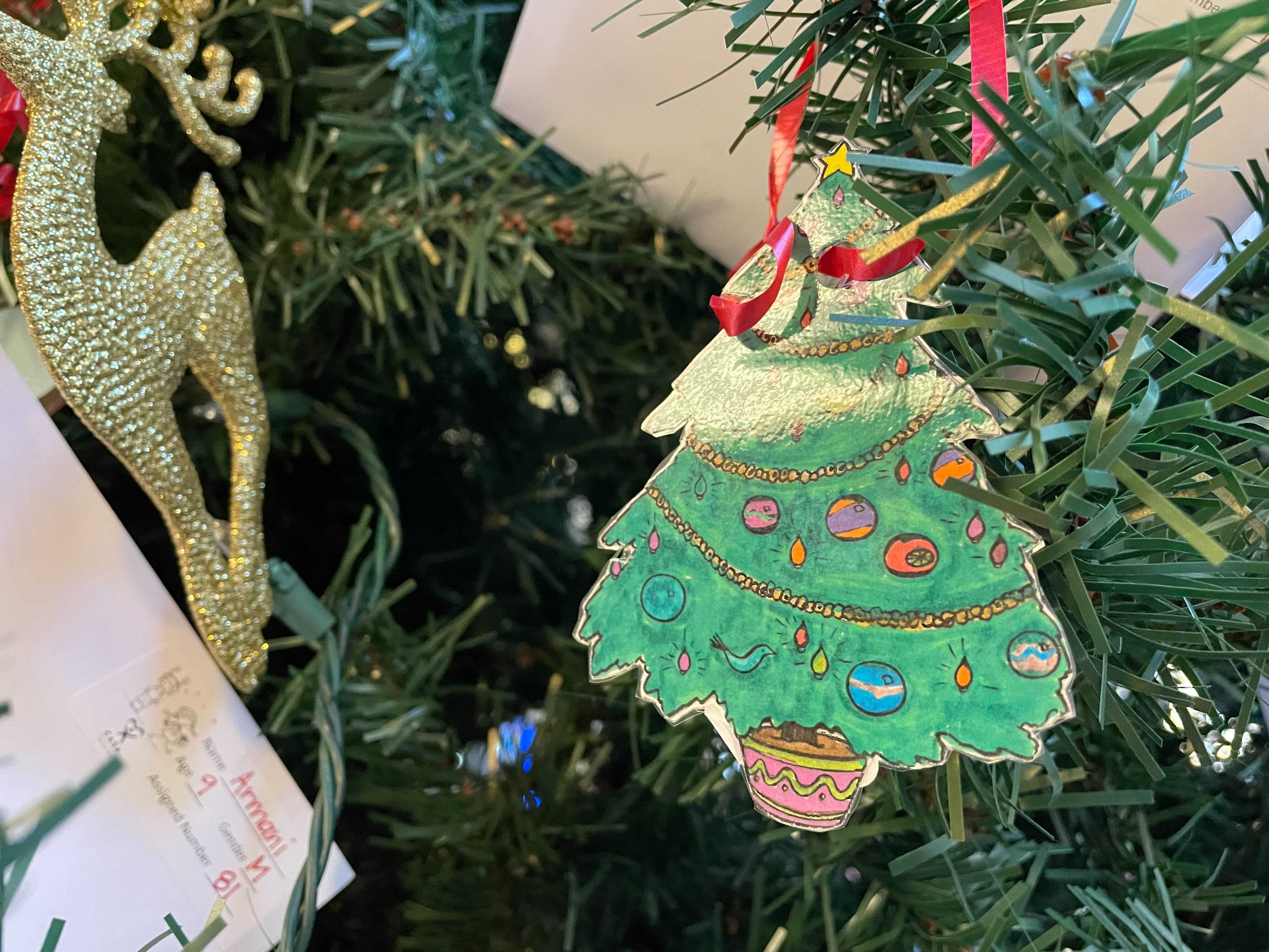 be a santa christmas tree.jpg