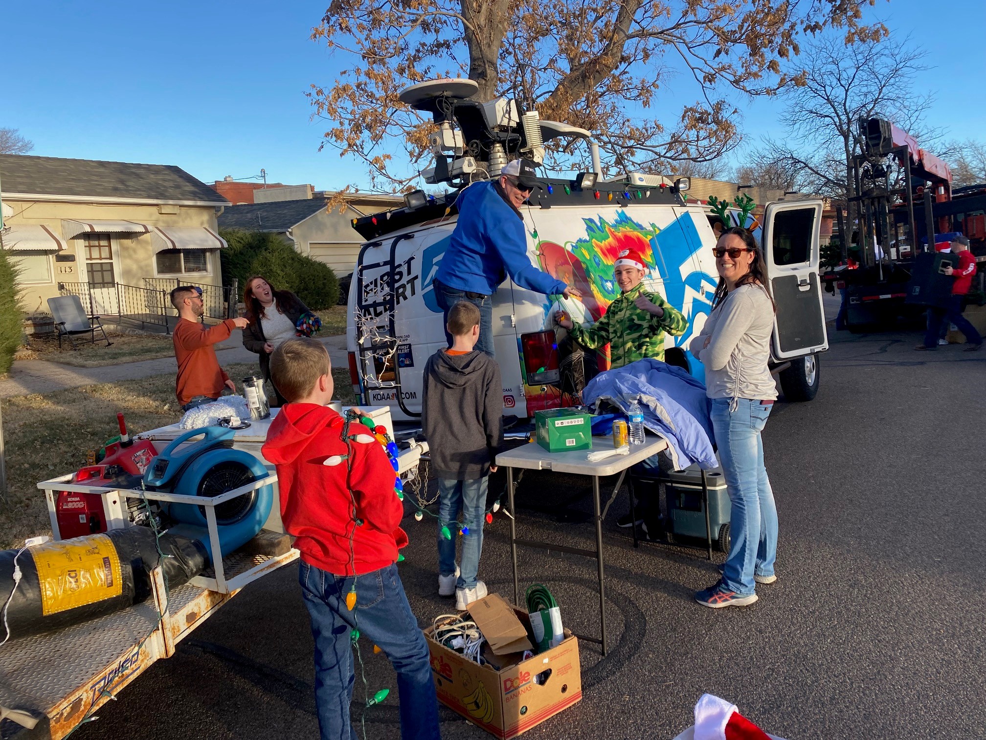 pueblo parade of floats.jpg