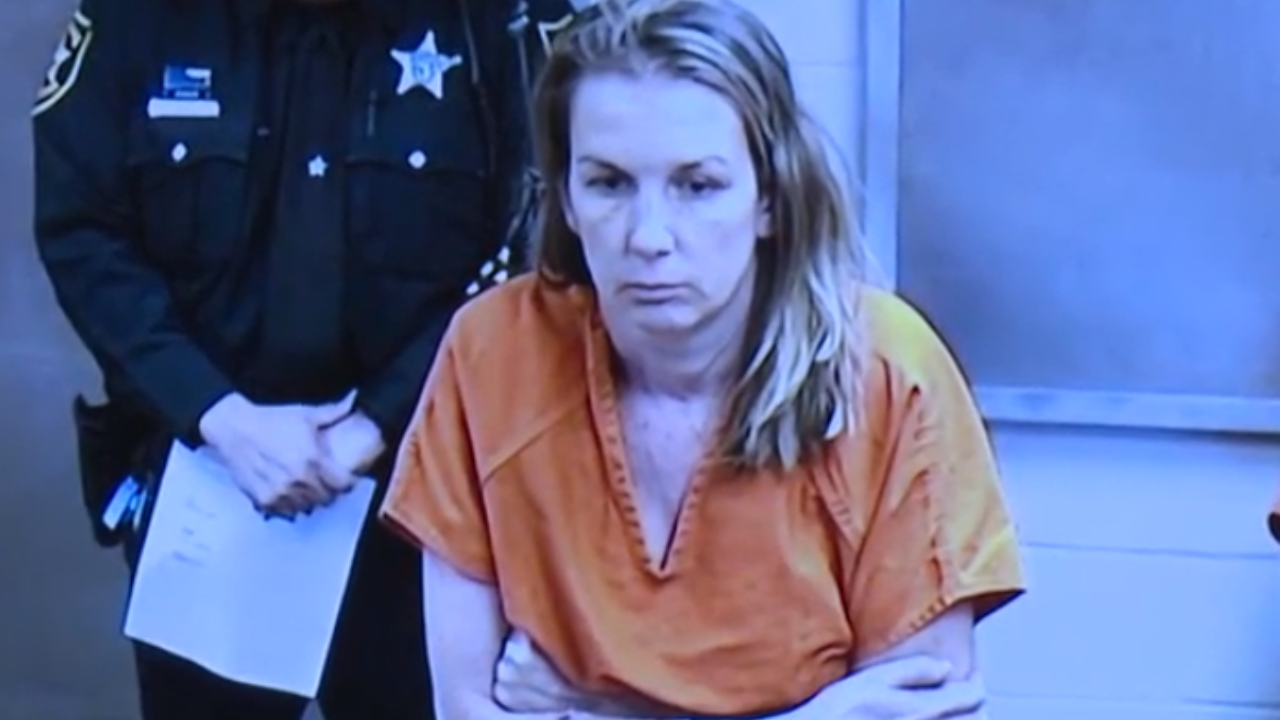 Mother in custody after teen found 4-year-old brother dead in St. Petersburg home: SPPD