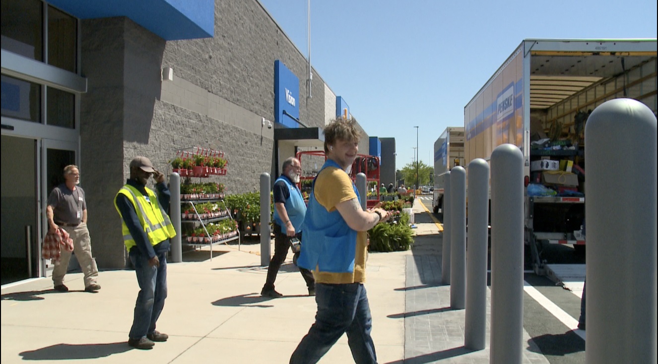 chesapeake walmart to reopen.jpg