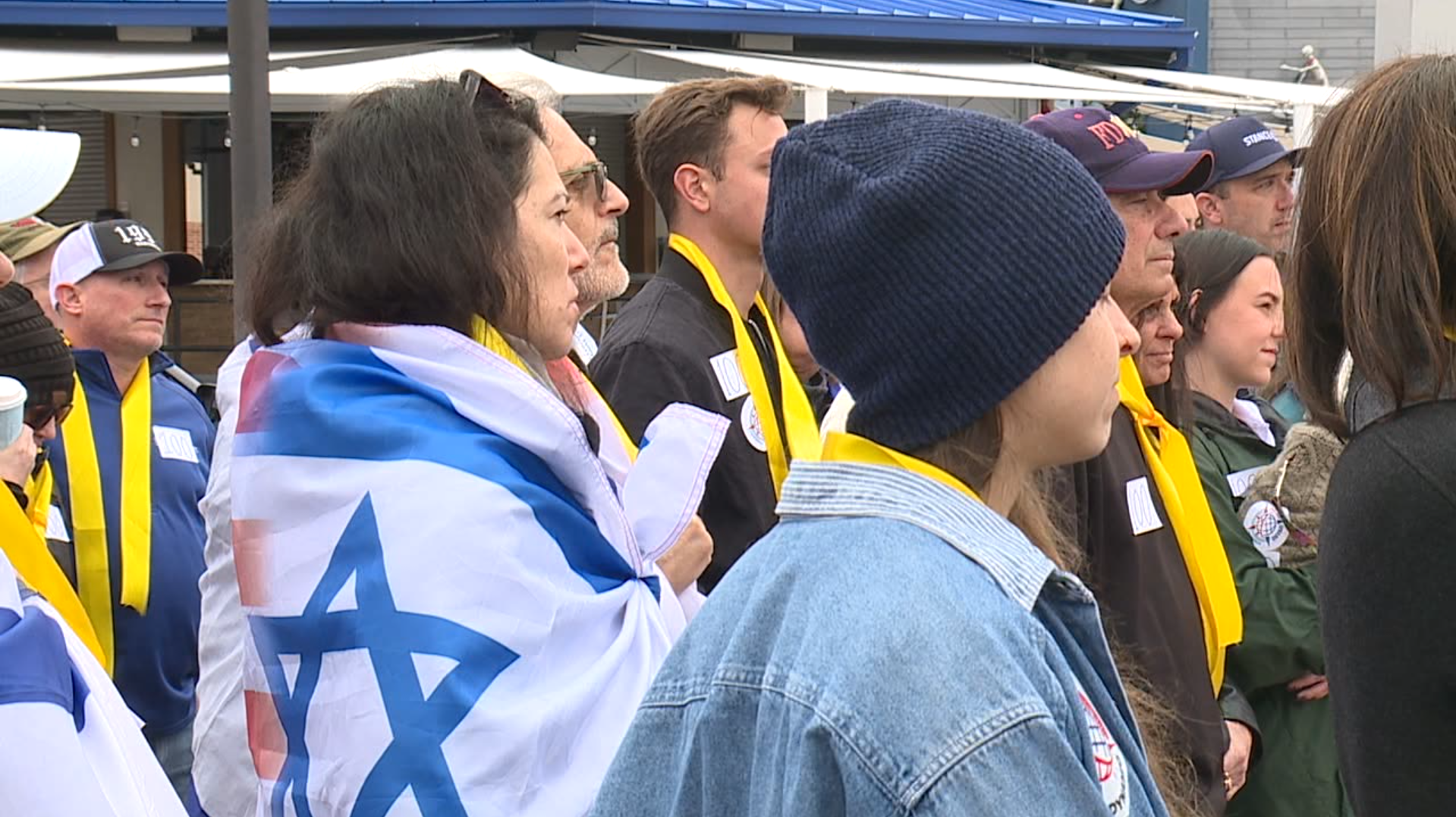 Dozens rally in Tampa honoring the American hostages still in Gaza