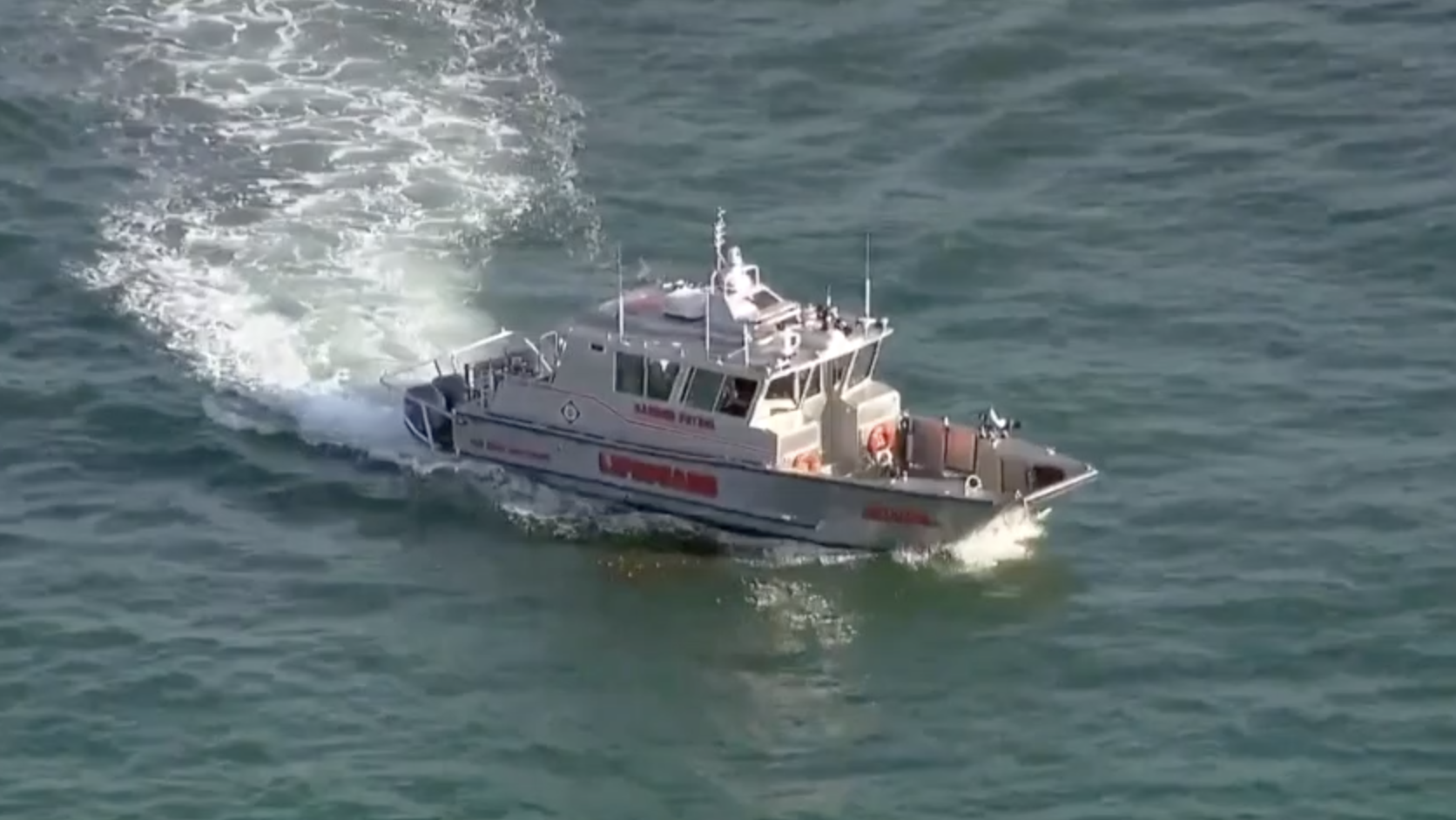 18-year-old swimmer missing, two rescued in Mission Beach.png