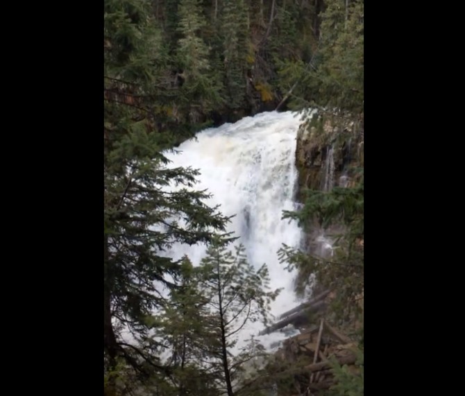 Hikers rescued after falling into river near Ousel Falls - Vimarsana News