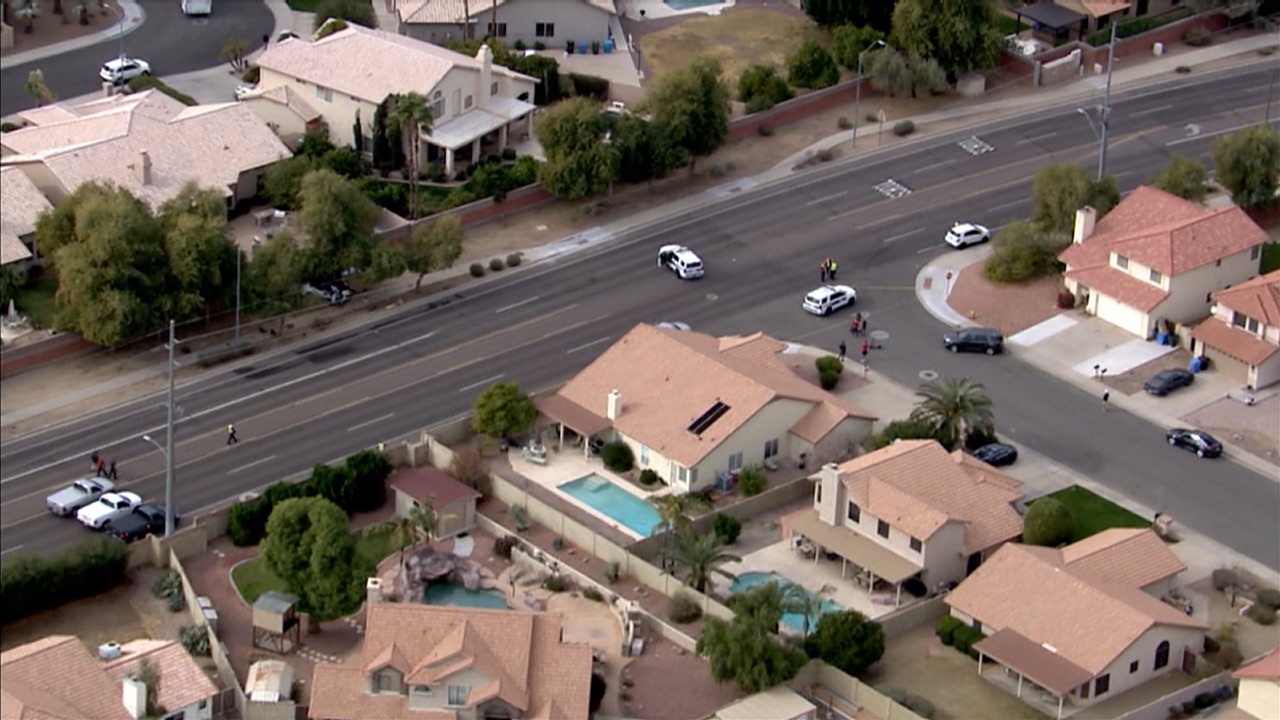 KNXV 52nd Street Grovers Ave Deadly Crash 1-22-21.jpg