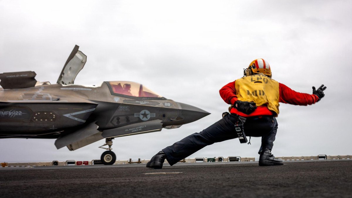 F-35 launch aboard USS Boxer