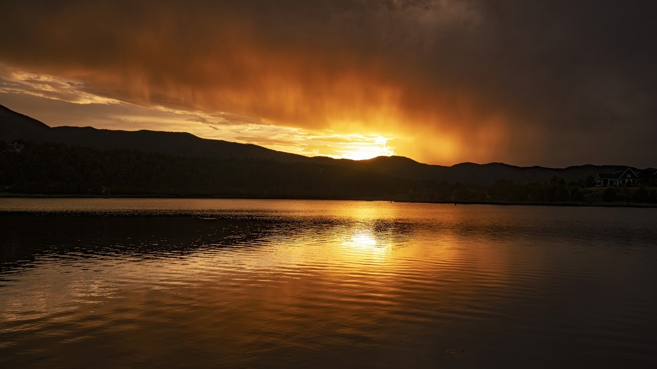 Monument Lake sunset