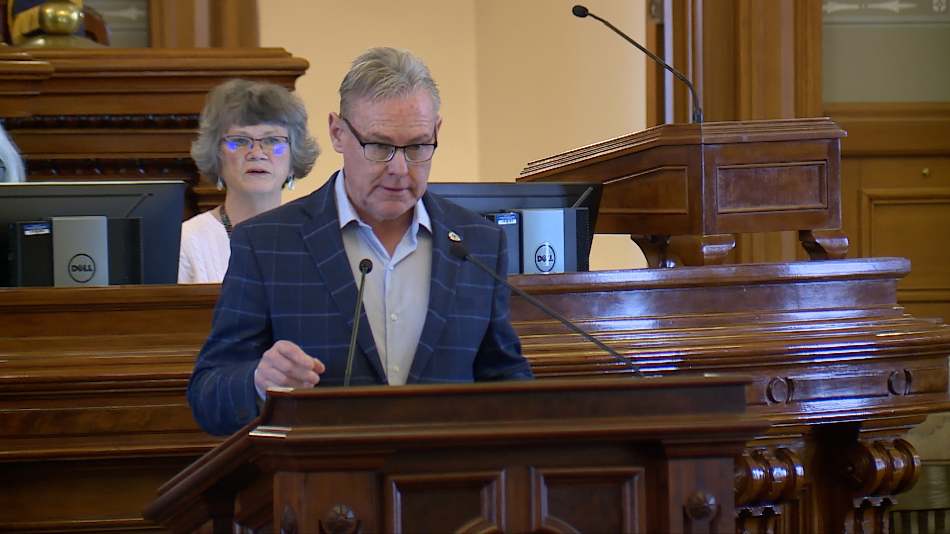 Rep Sean Tarwater at podium.jpg