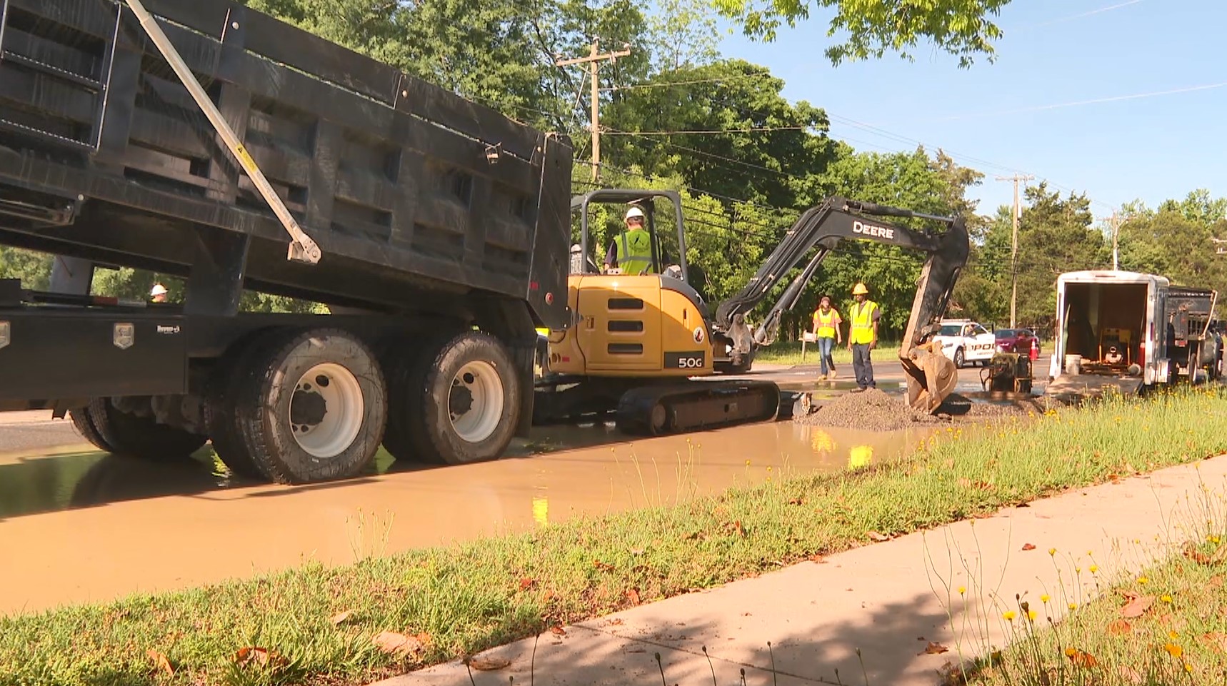 Henrico Water Main Break Hungary Road 5-18-22.jpg