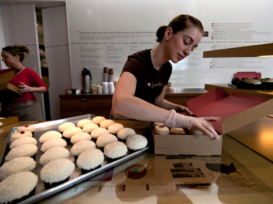 sprinkles_cupcakes_employee_ap.png