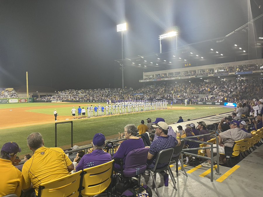 uk lsu baseball.jpg