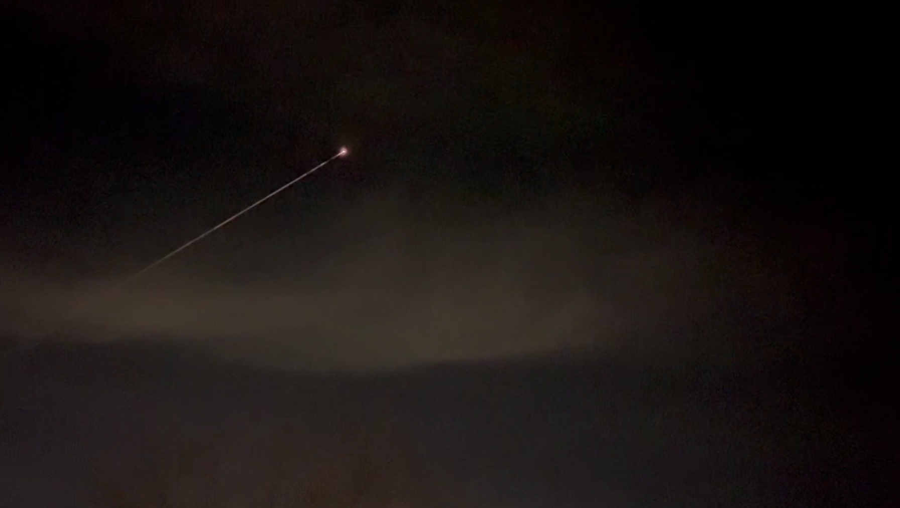 dragon capsule reenters earths atmosphere