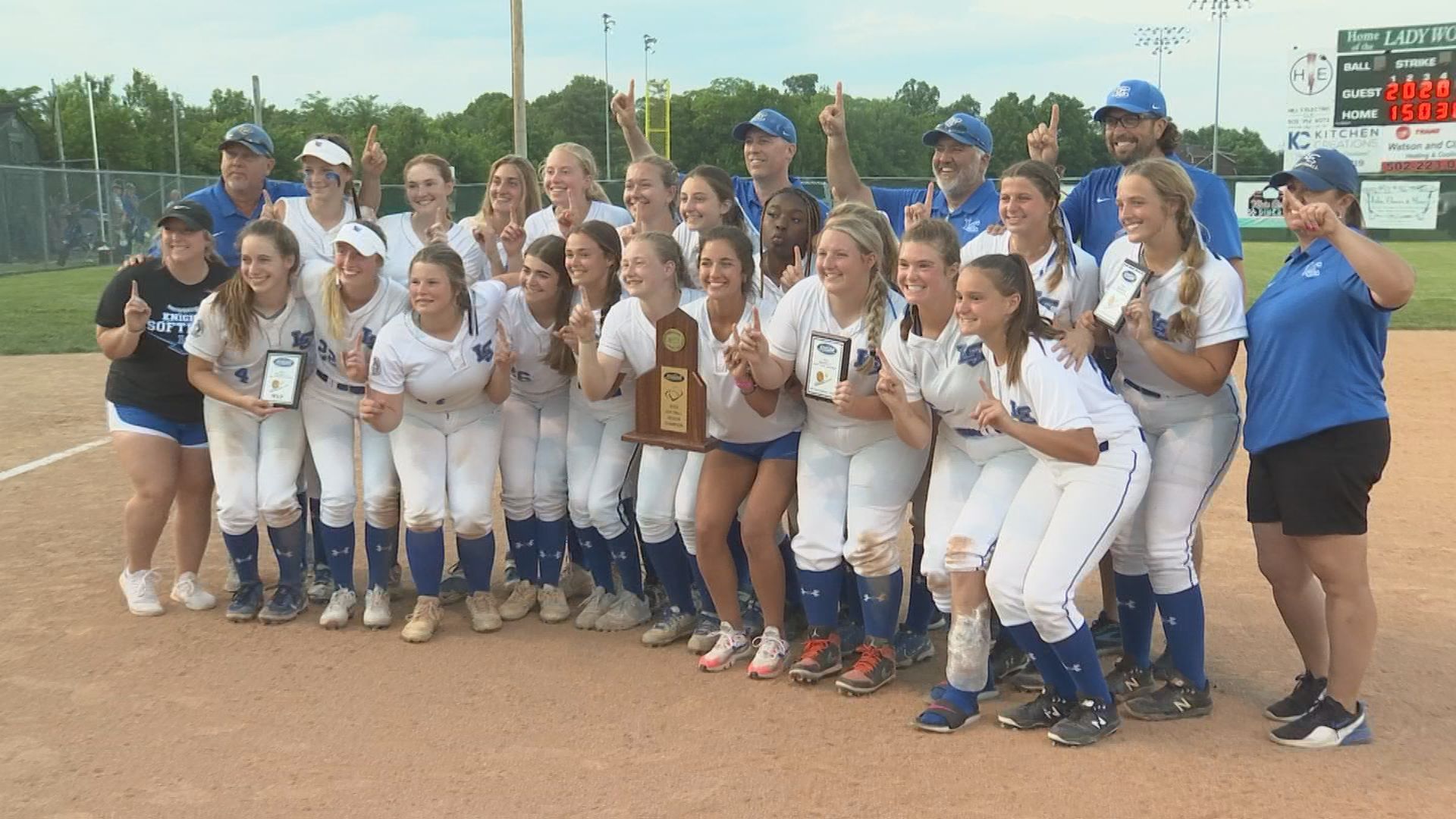 Lex Cath Softball wins Region Titile00000000.jfif