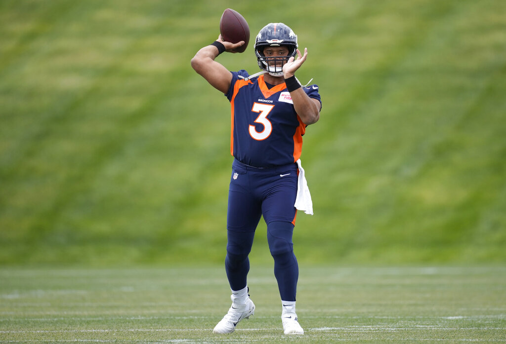 Broncos Football