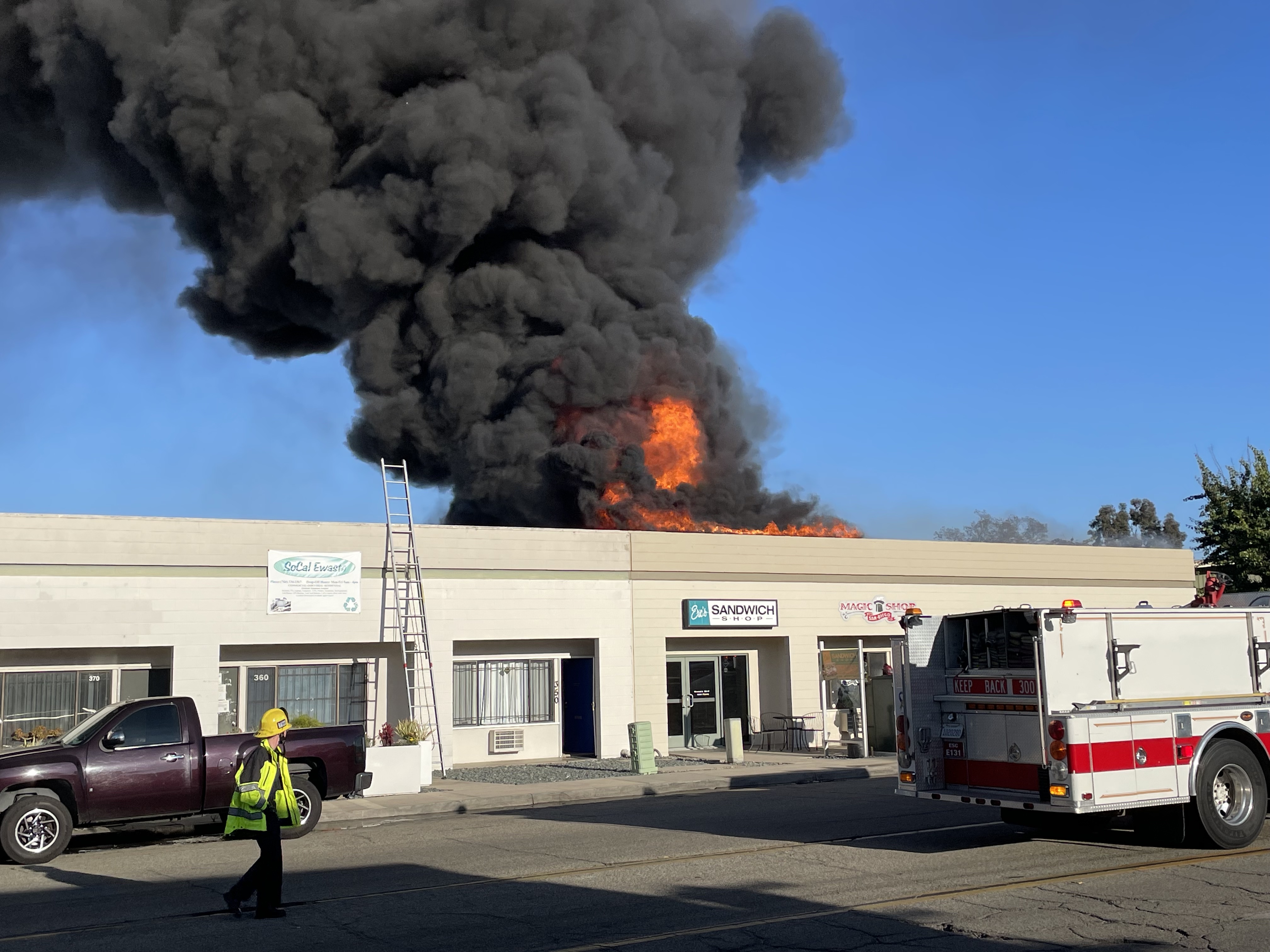 escondido-structure-fire-062224