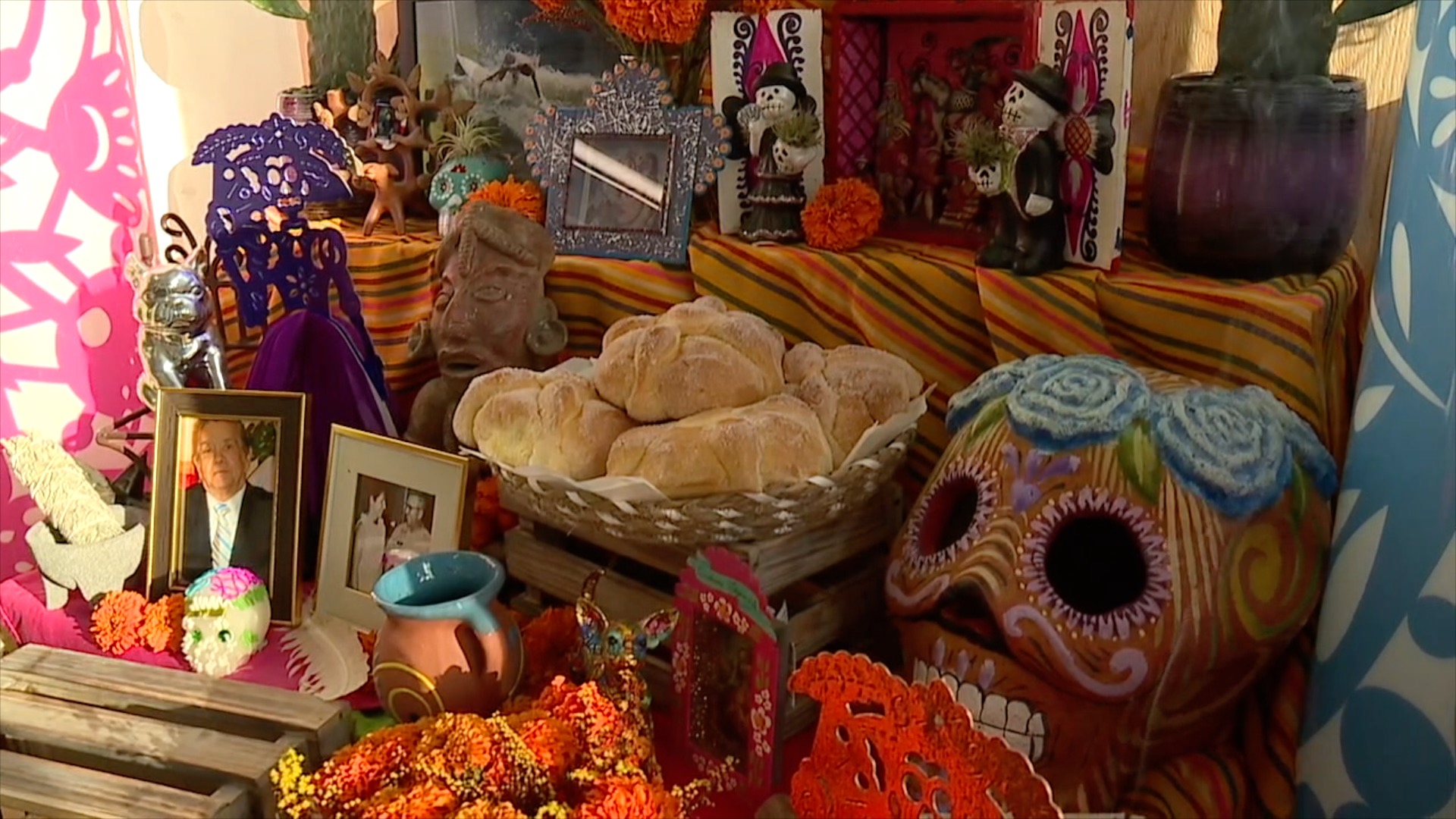 Día de los Muertos altar for loved one -- Oct. 28, 2022