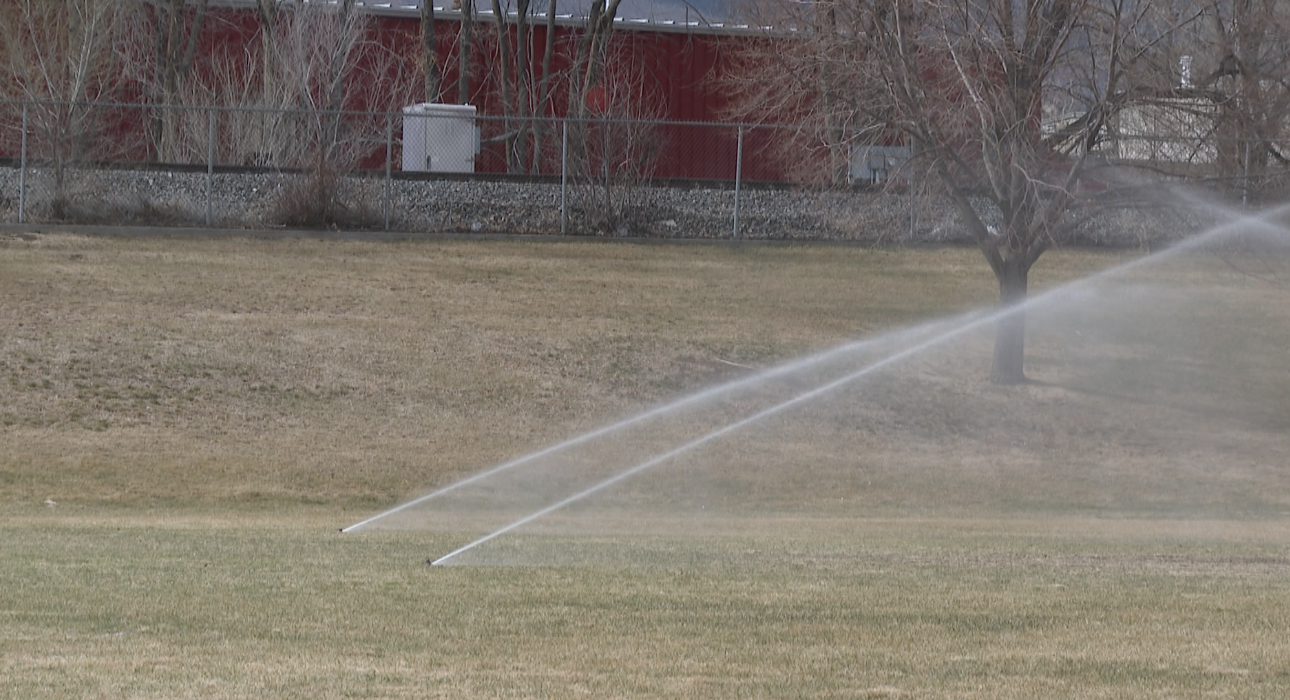 Colorado Springs parks turn on sprinklers early amid dry winter conditions