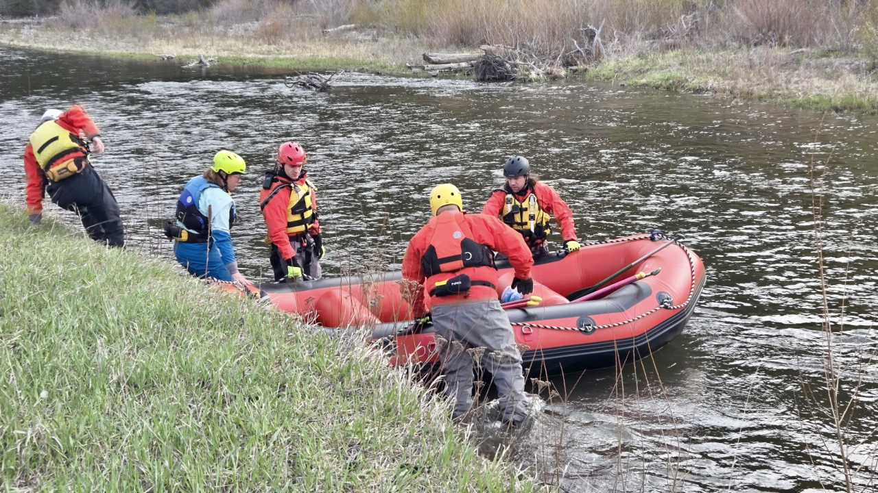 One dead after boat overturns on Clark Fork River near Clinton