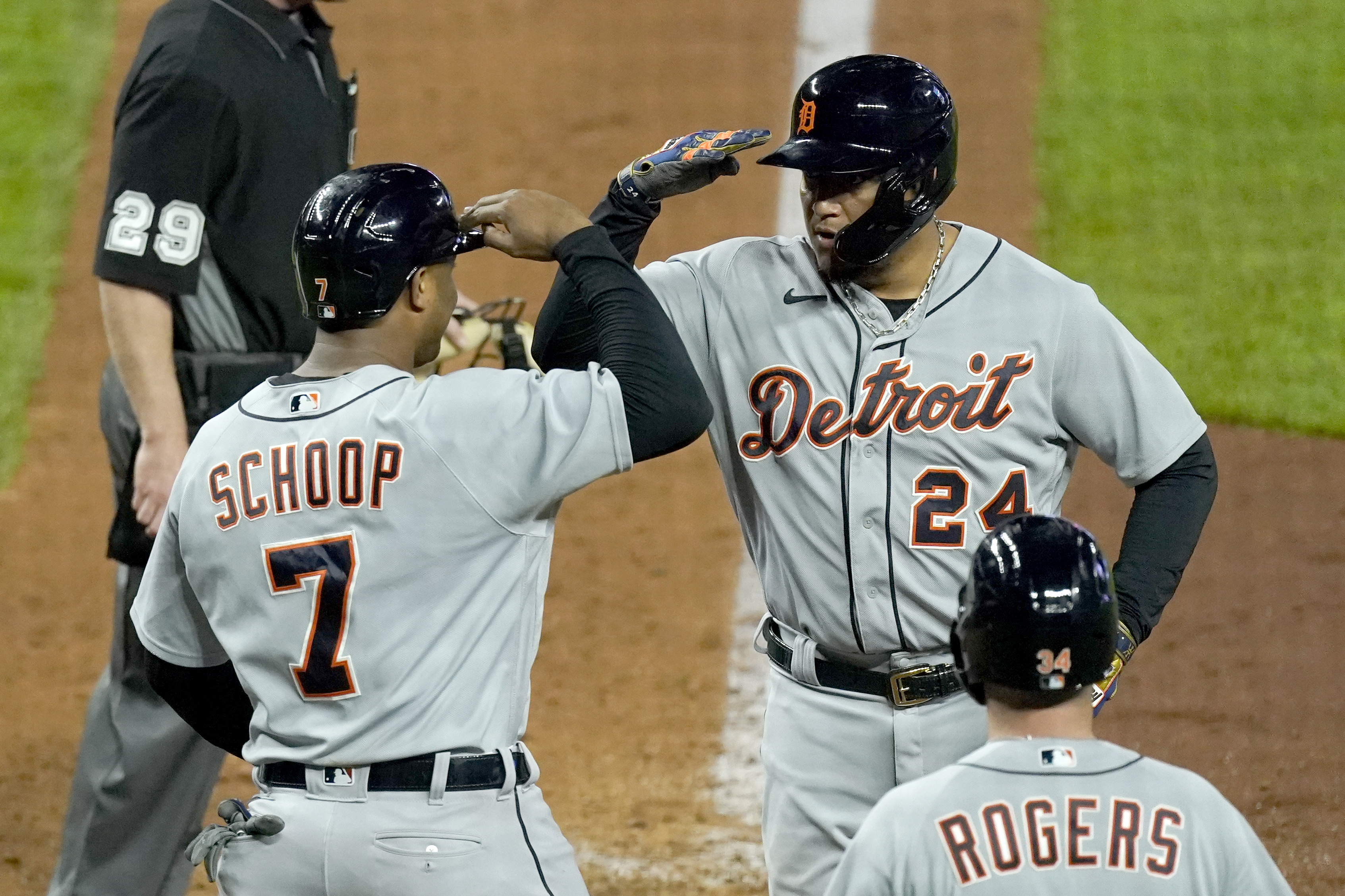 Miguel Cabrera Tigers Royals Baseball