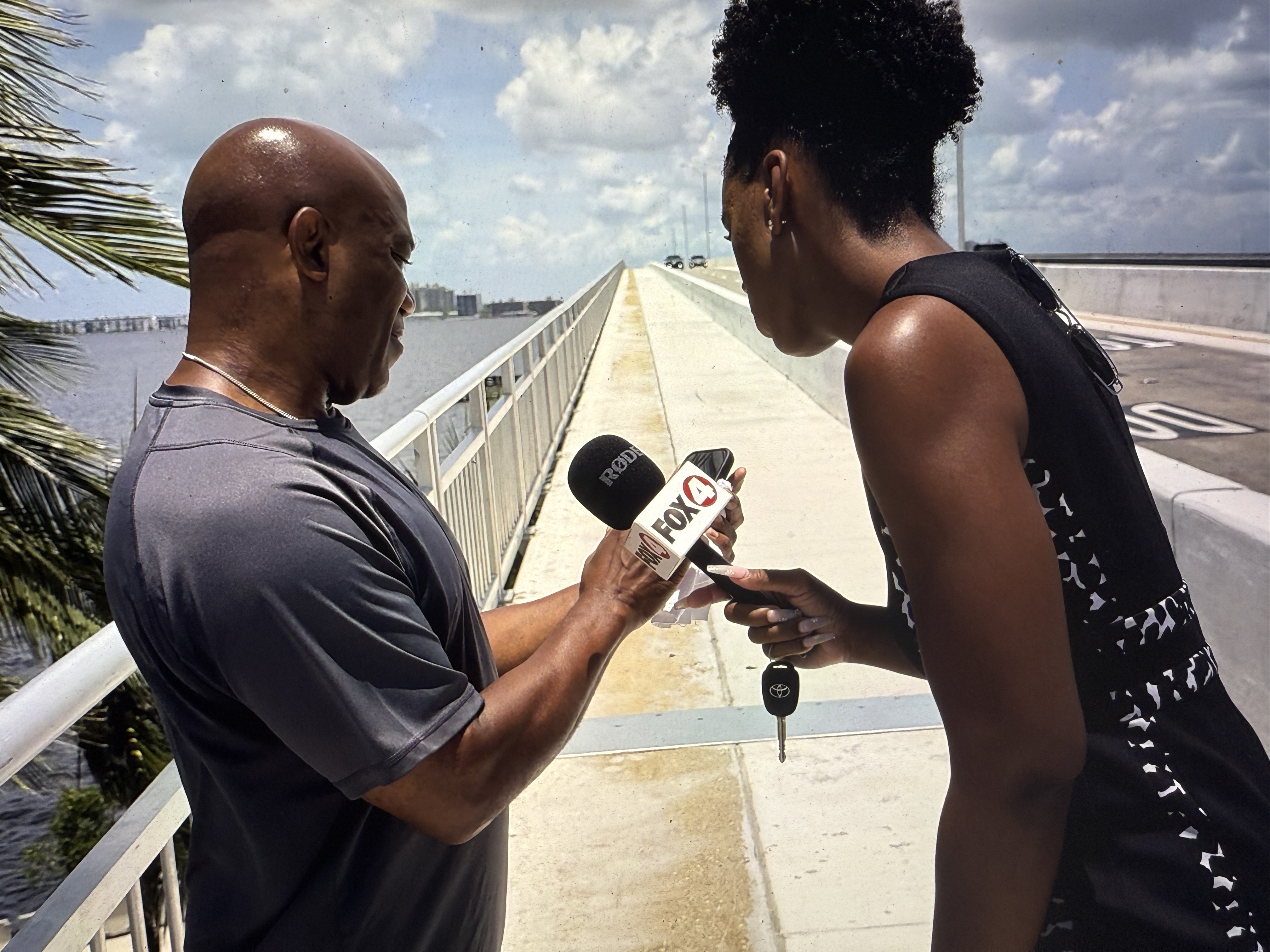 caloosahatchee bridge sidewalk