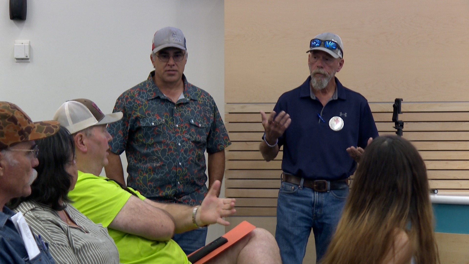 PUBLIC HEARING GROUNDWATER WELLS photo.jpg
