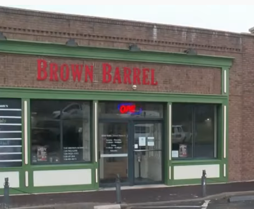 Brown Barrel in Midway.PNG