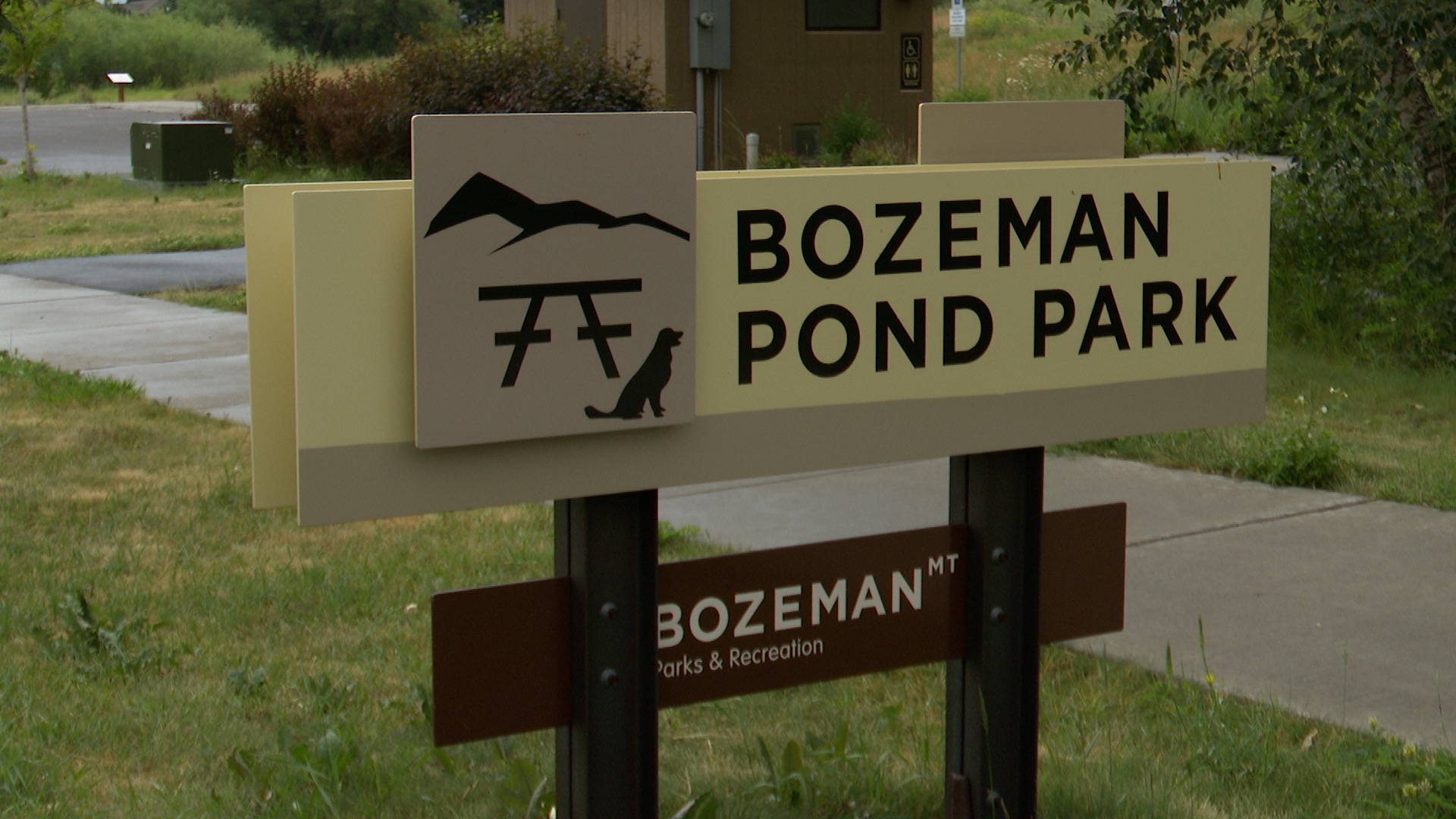 530 MON BZ POND WEB .jpg