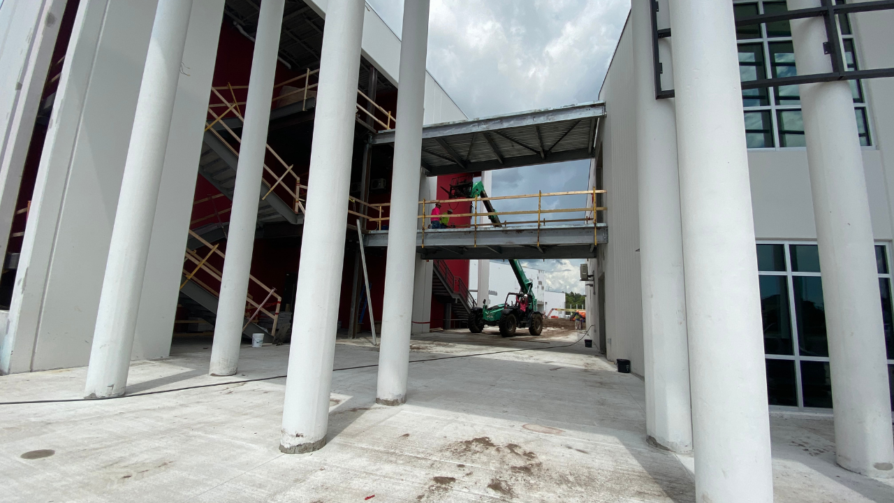 Hillsborough Schools construction WFTS3.png