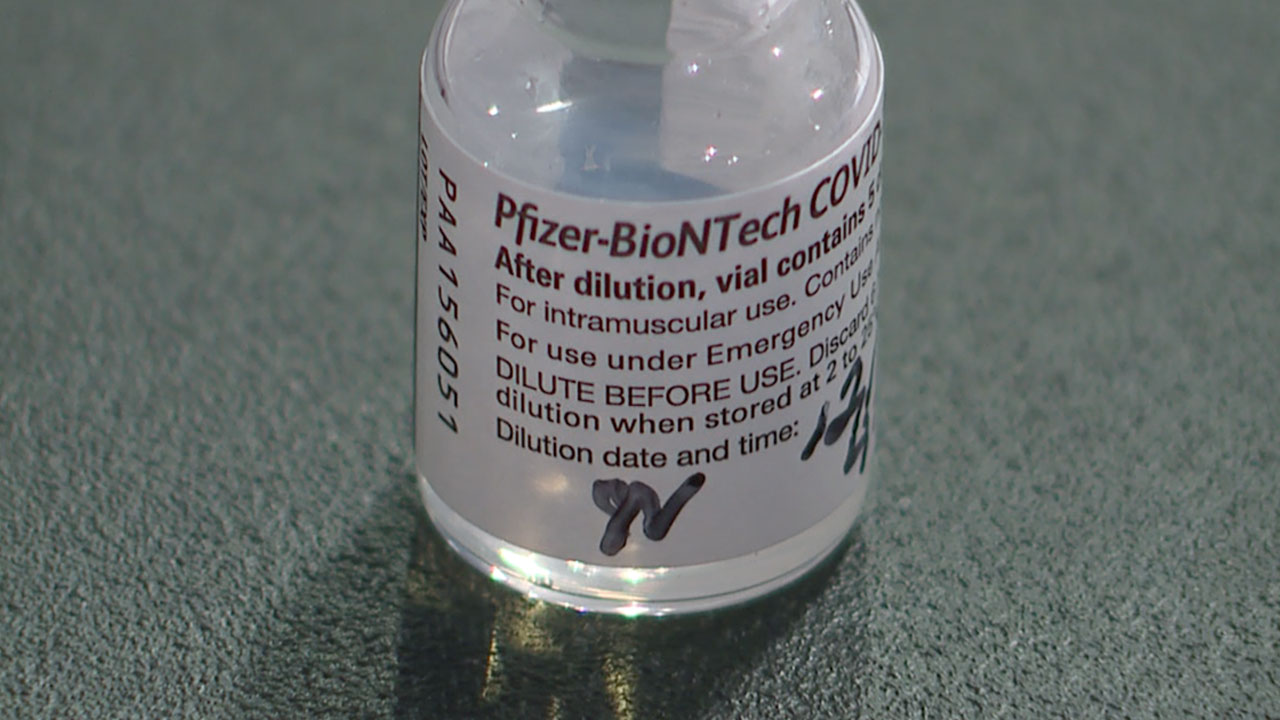 Pfizer-vaccine-at-AdventHealth-Tampa-on-12-16-20.jpg