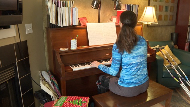 Stacy Gery piano Medium.jpeg