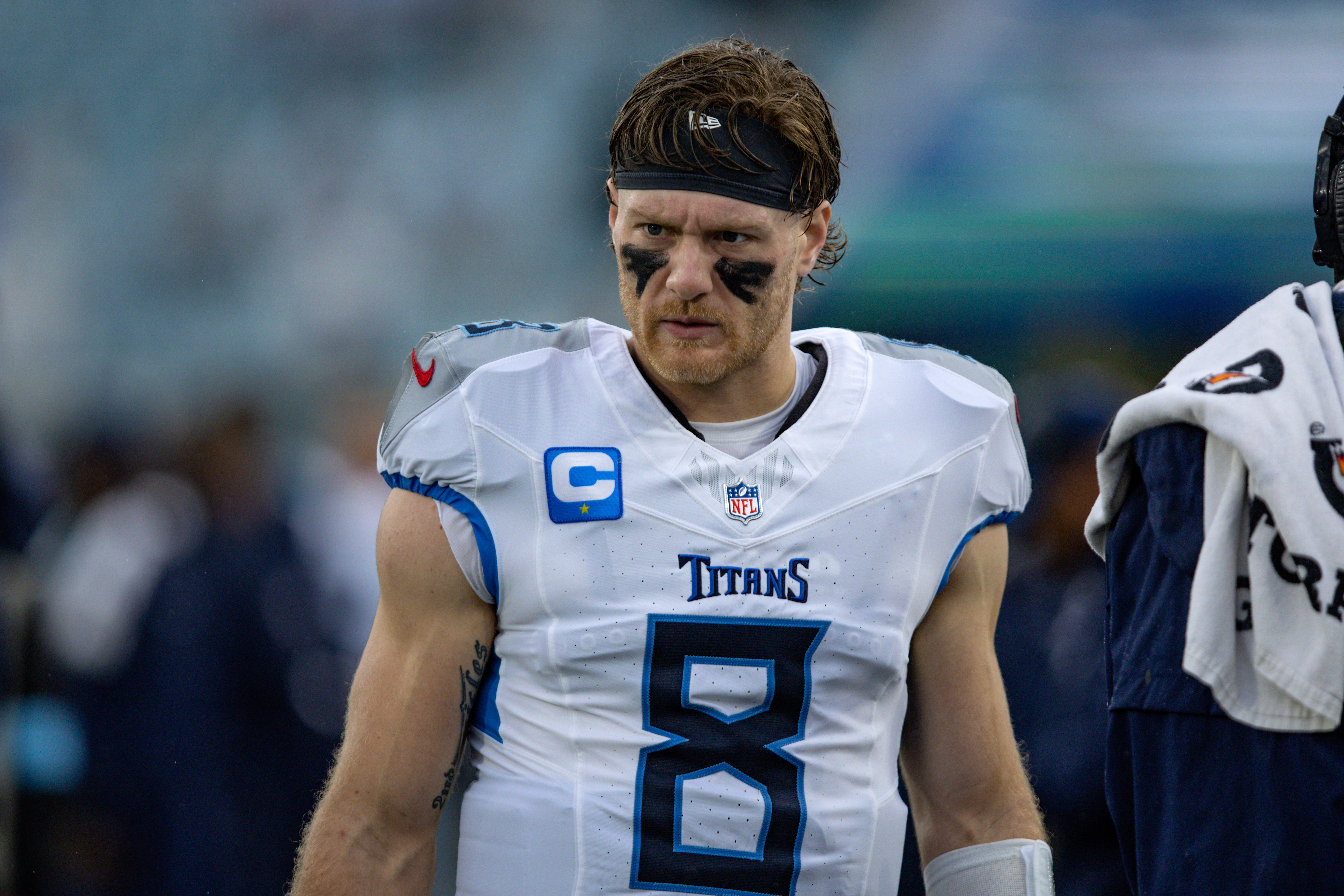 Football Titans Levis