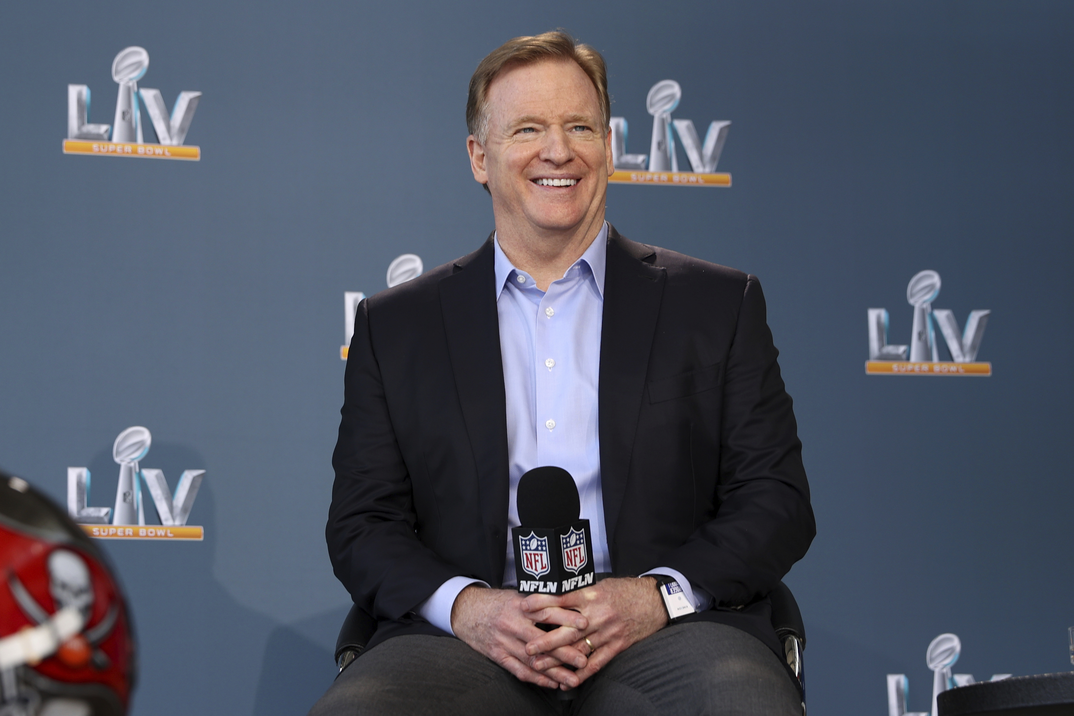 Roger Goodell Buccaneers Chiefs Super Bowl Football