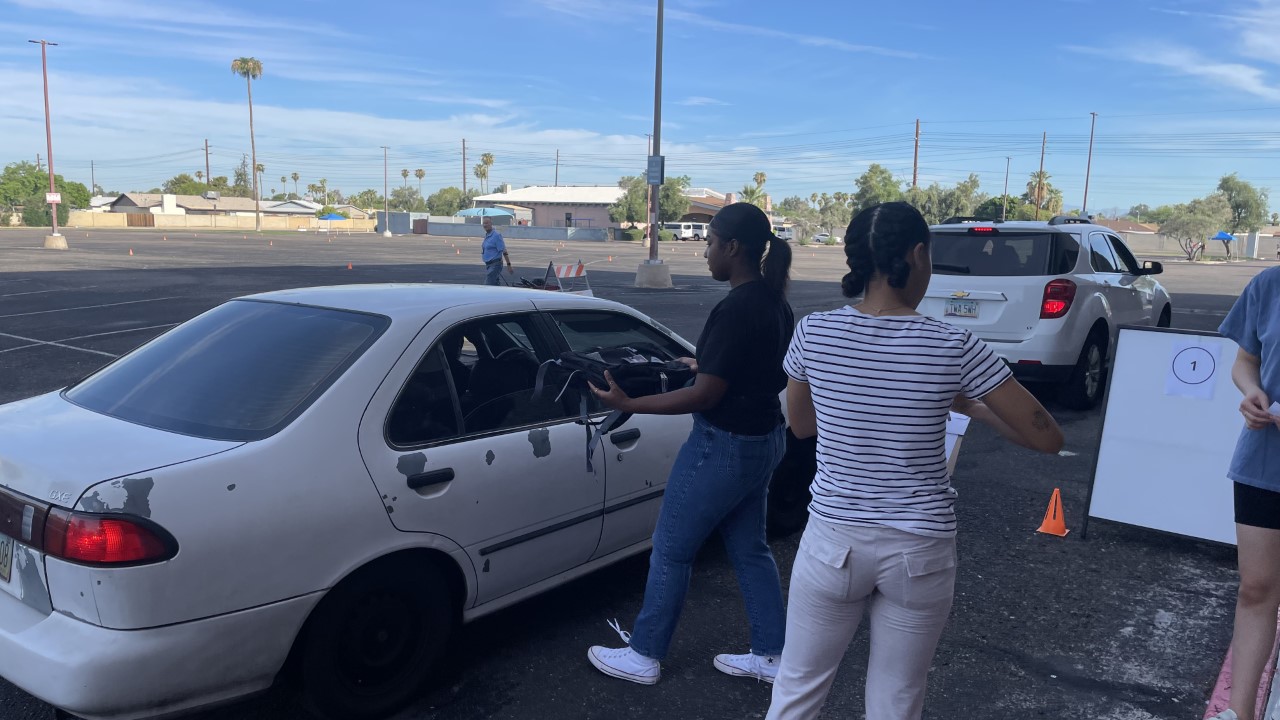 Glendale Giveaway.jpg