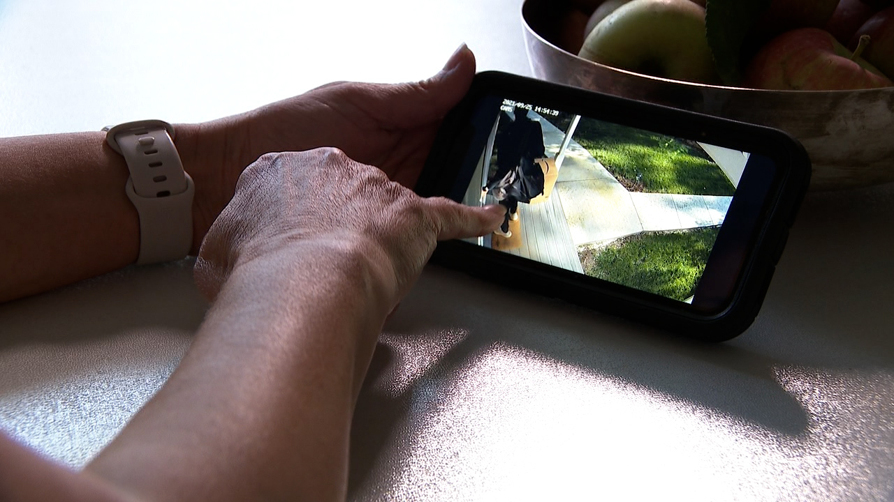 'It's the same guy,': Lakewood woman says home burglar targeted her and others 