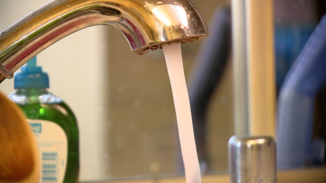 water faucet water