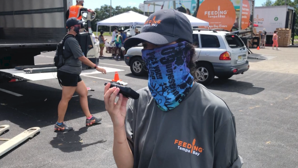 Kambria-Sims-Feeding-Tampa-Bay