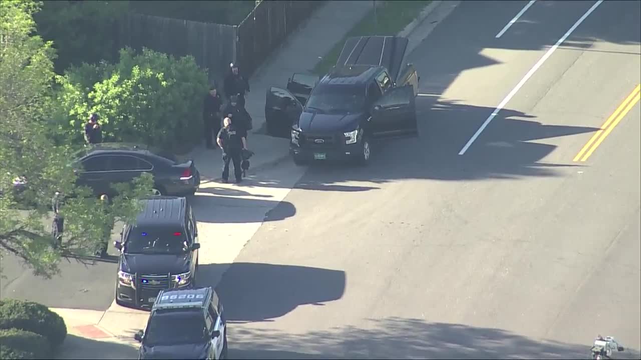 Aurora barricaded DV suspect_May 20 2021