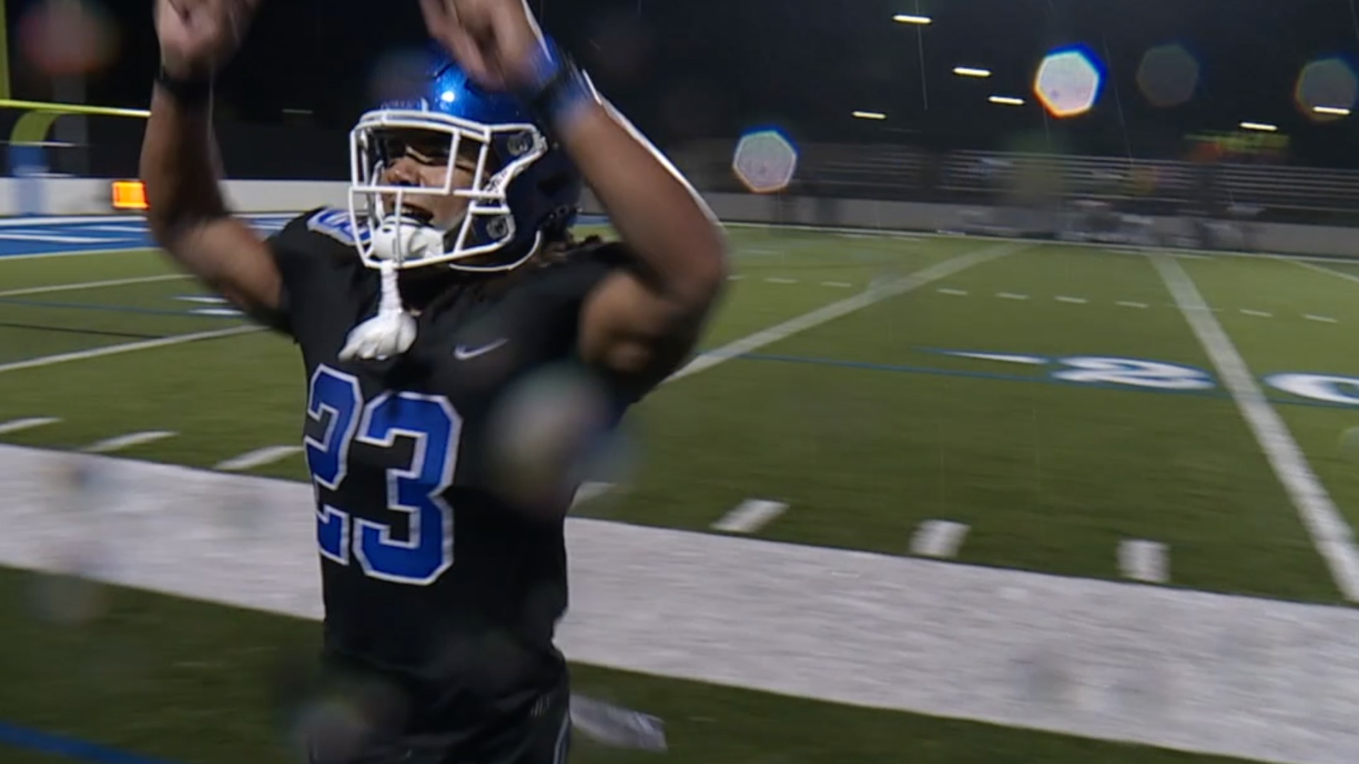 Kellen Russell-Dixon, Grand Rapids Catholic Central football