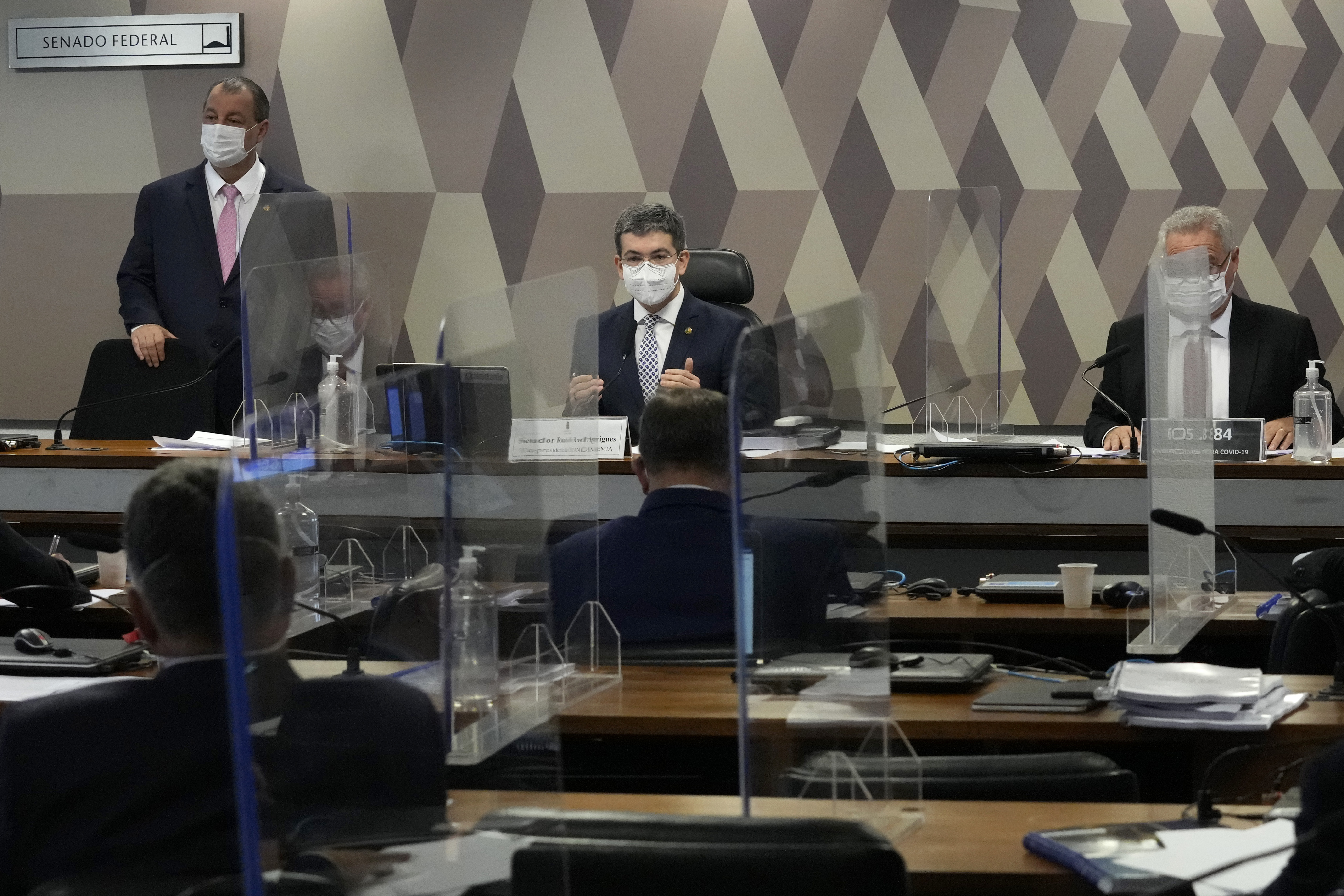 Omar Aziz, Renan Calheiros, Randolfe Rodrigues