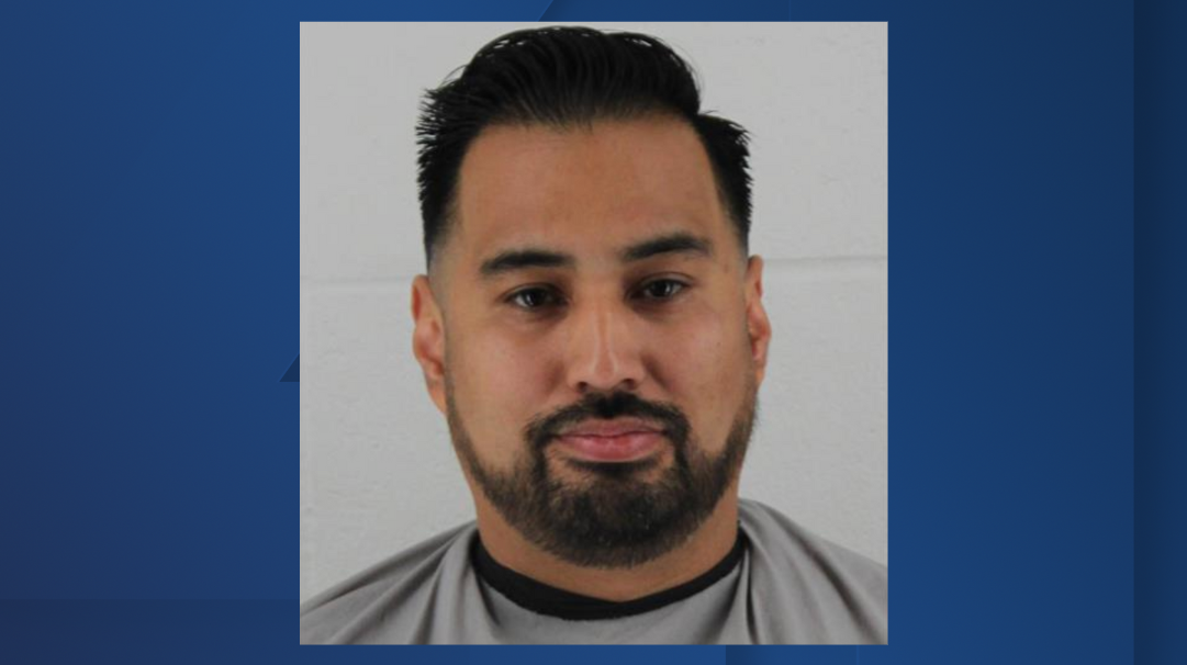 Manuel Abarca mug Shot.png