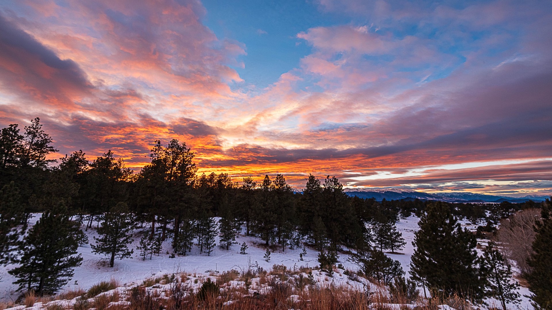 Wet Mountain Valley sunset