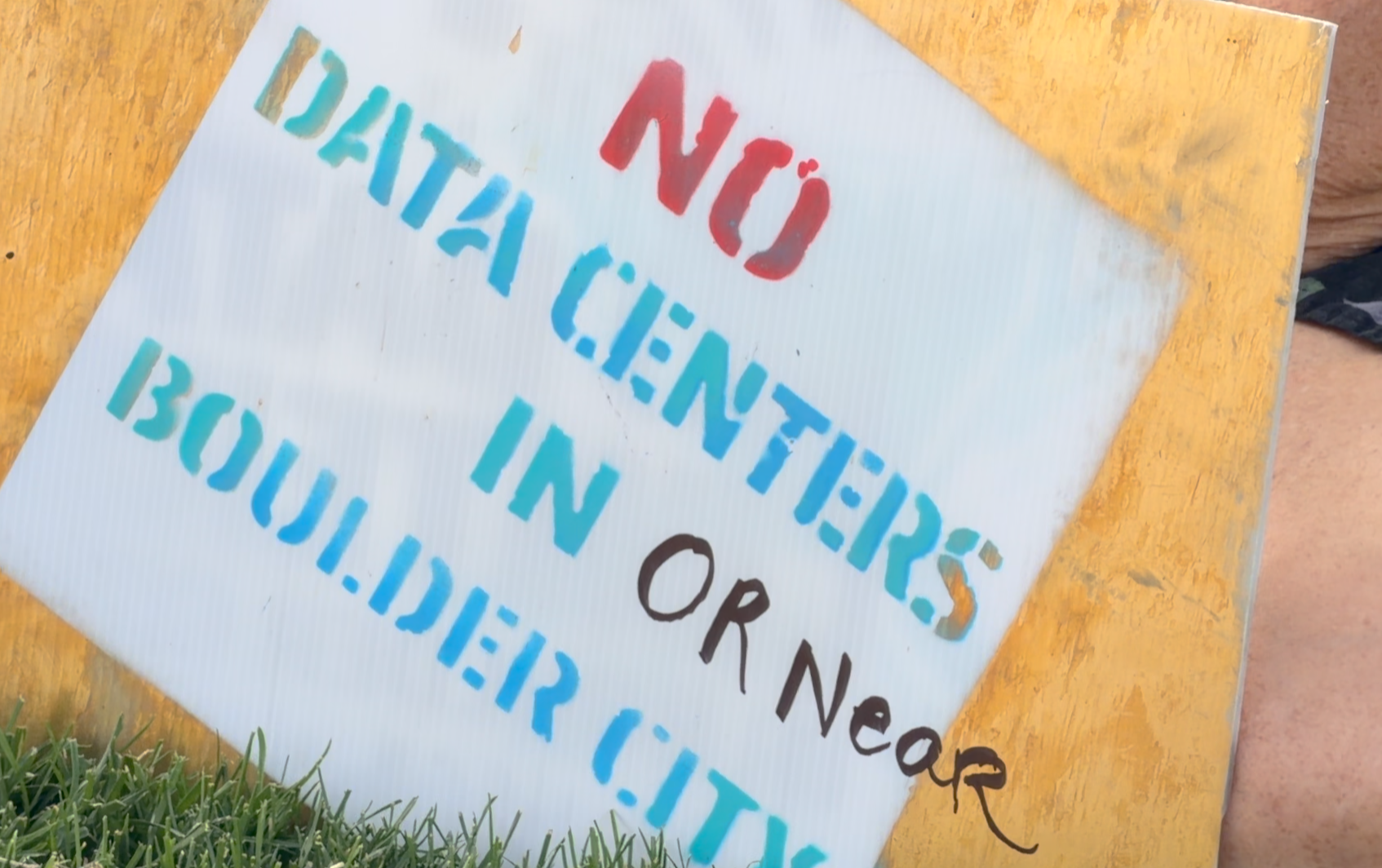 data center sign