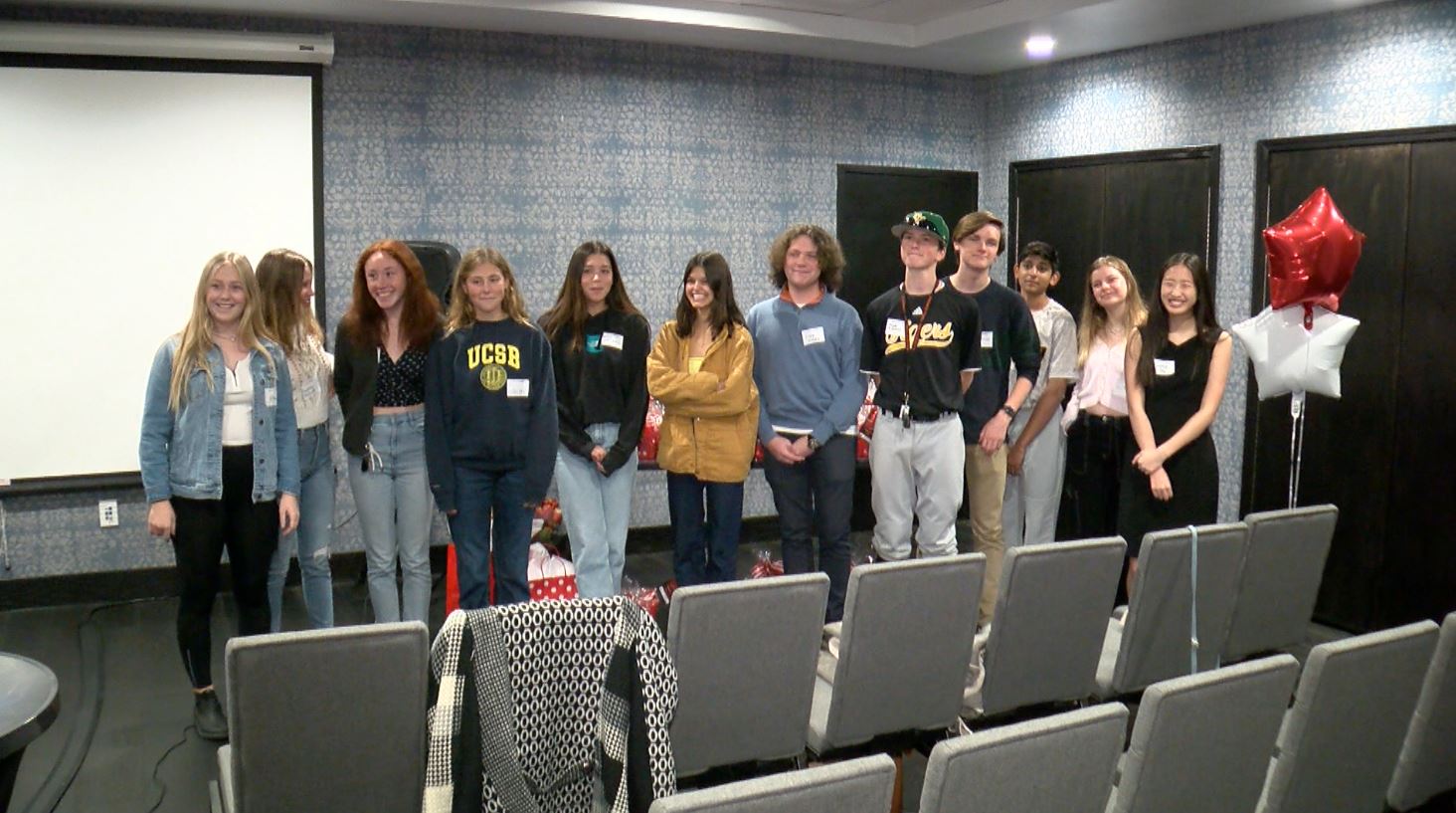 STUDENT OF TH EYAR.JPG