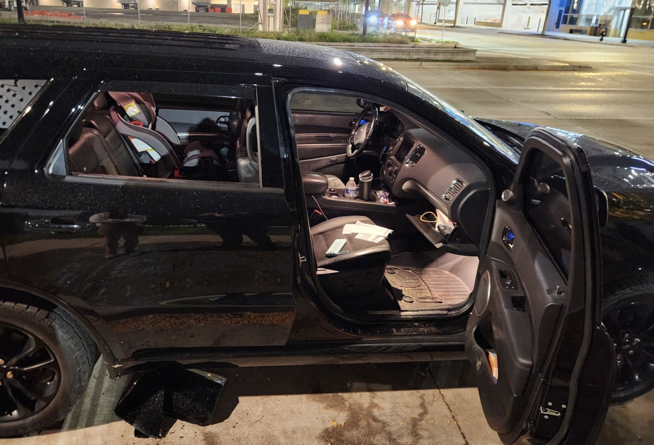 SUV window smashed.png