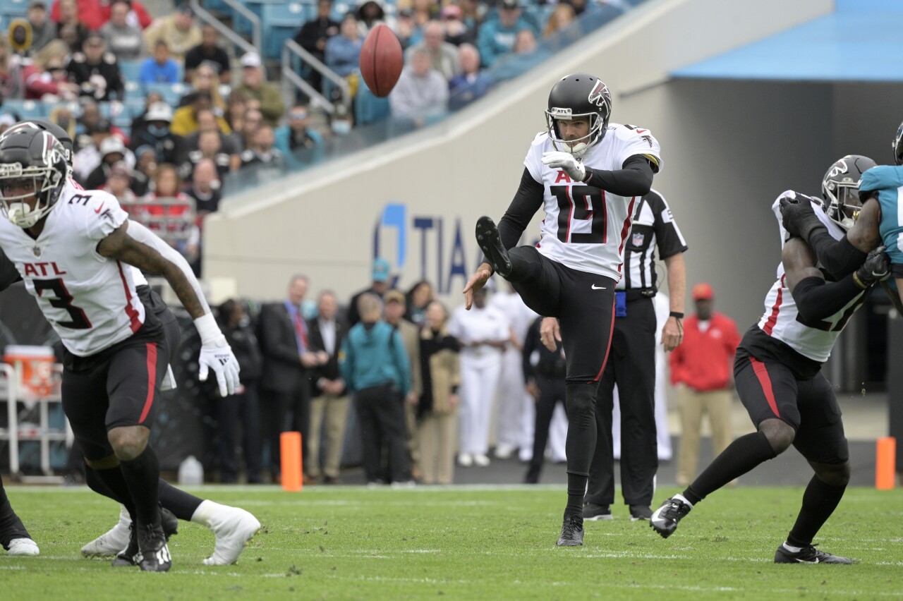 Atlanta Falcons punter Thomas Morstead at Jacksonville Jaguars in 2021