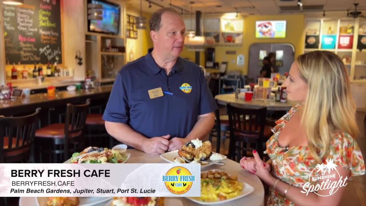 'Sunshine Spotlight' host Fiona Daghir speaks to Mitch Timoteo, owner of Berry Fresh Cafe