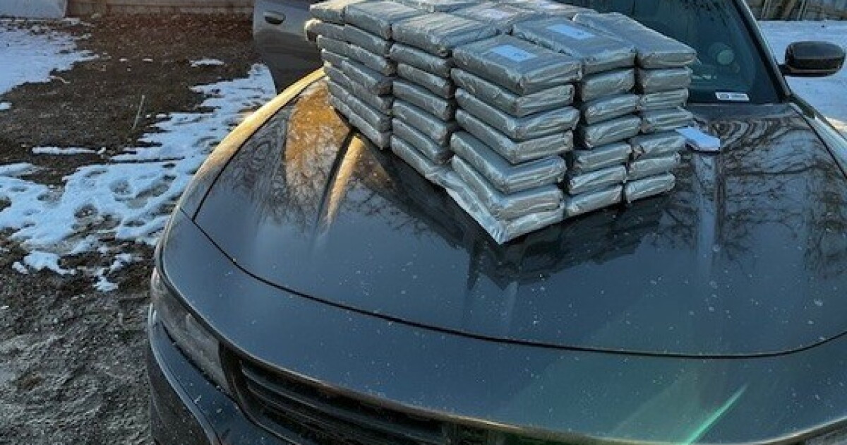 Indiana State Trooper finds 184 pounds of cocaine during traffic stop - Vimarsana News