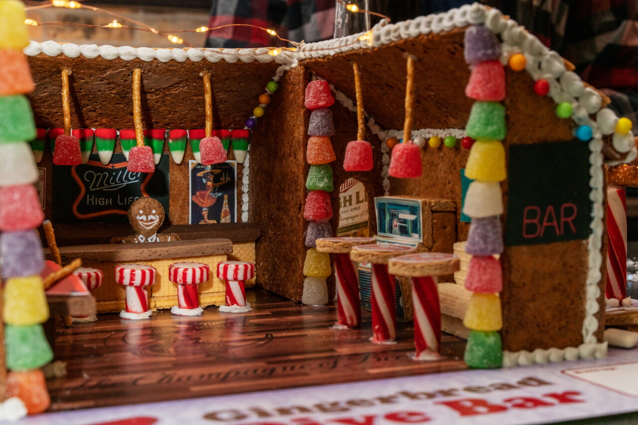 Miller Gingerbread Dive Bar kit