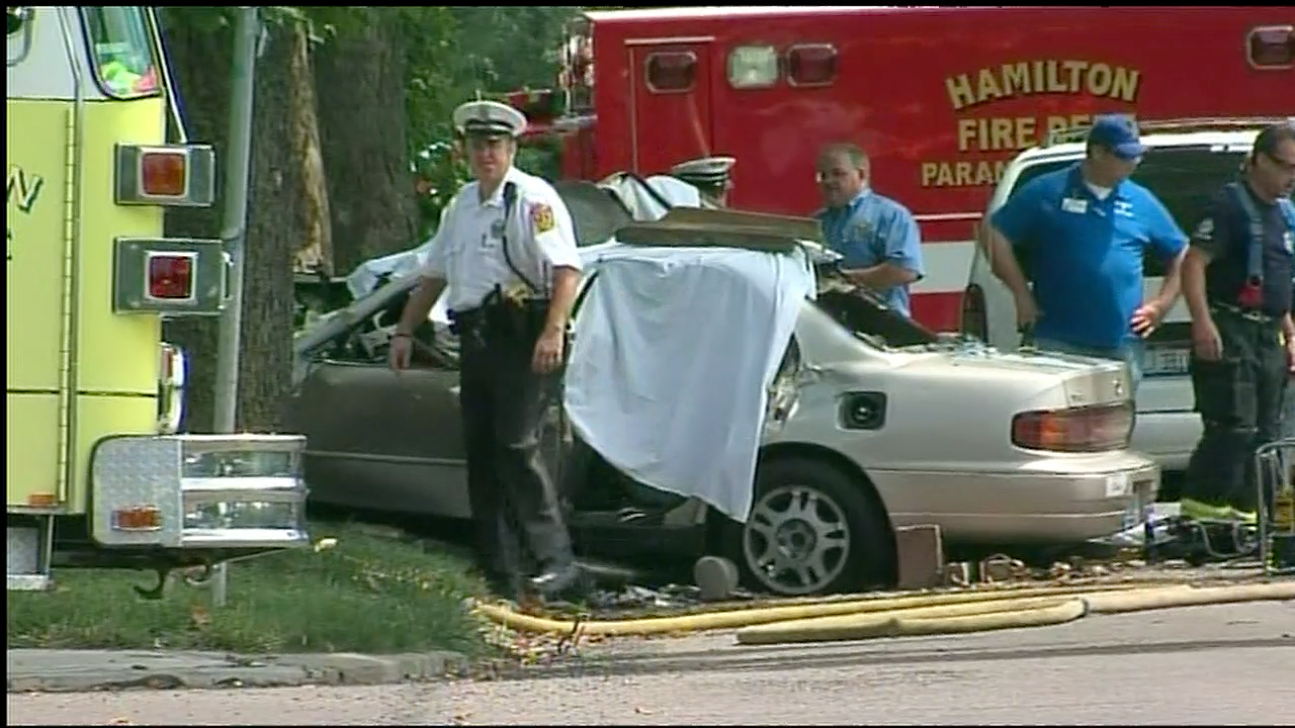 Coroner: 3 dead, including 10-year-old, after crash in Hamilton